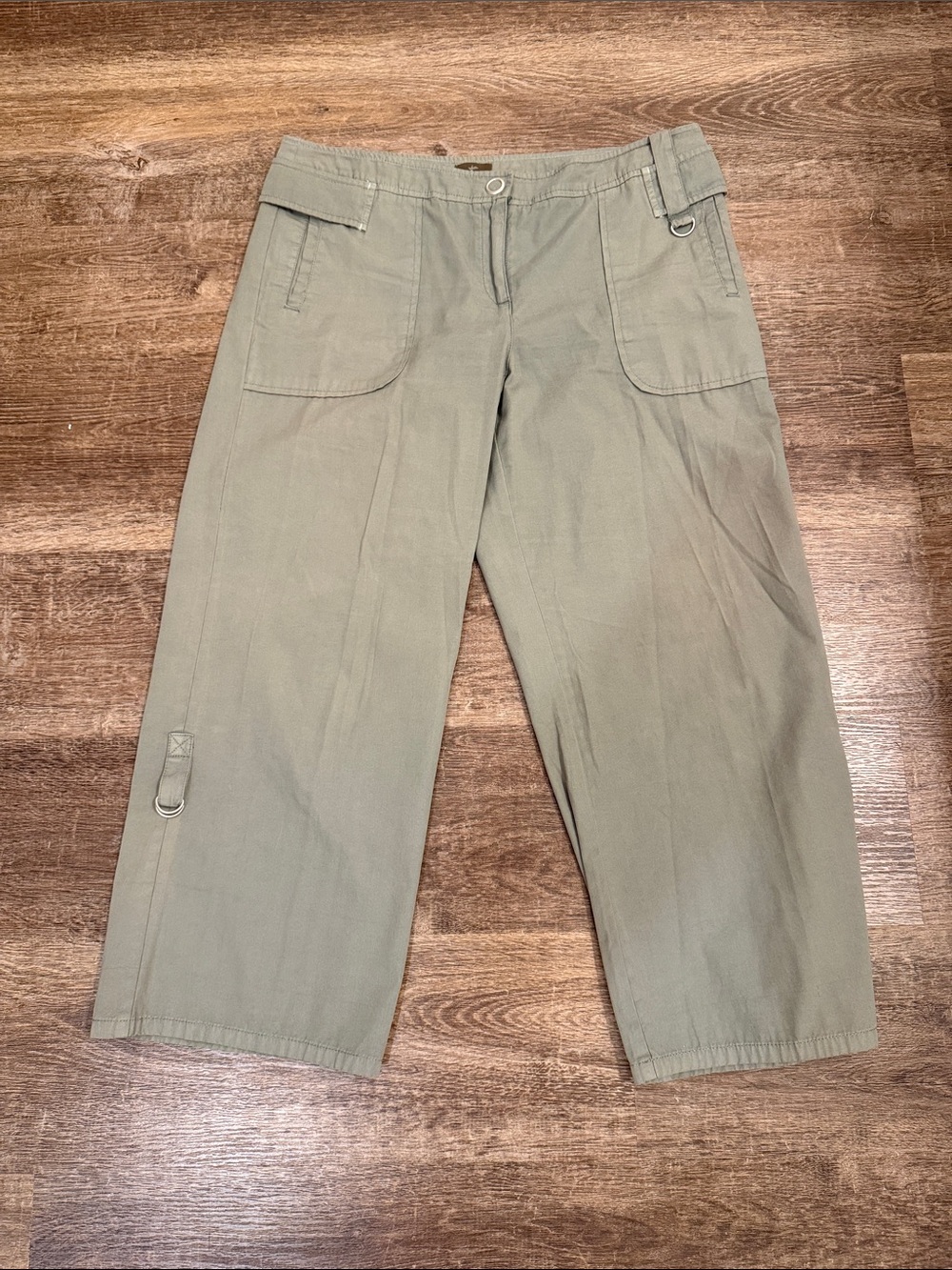 100% Cotton Olive Green Utility Capri Pants with D-Ring